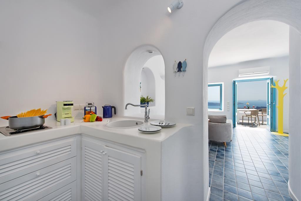 Ananda Suites 이메로비글리 객실 사진