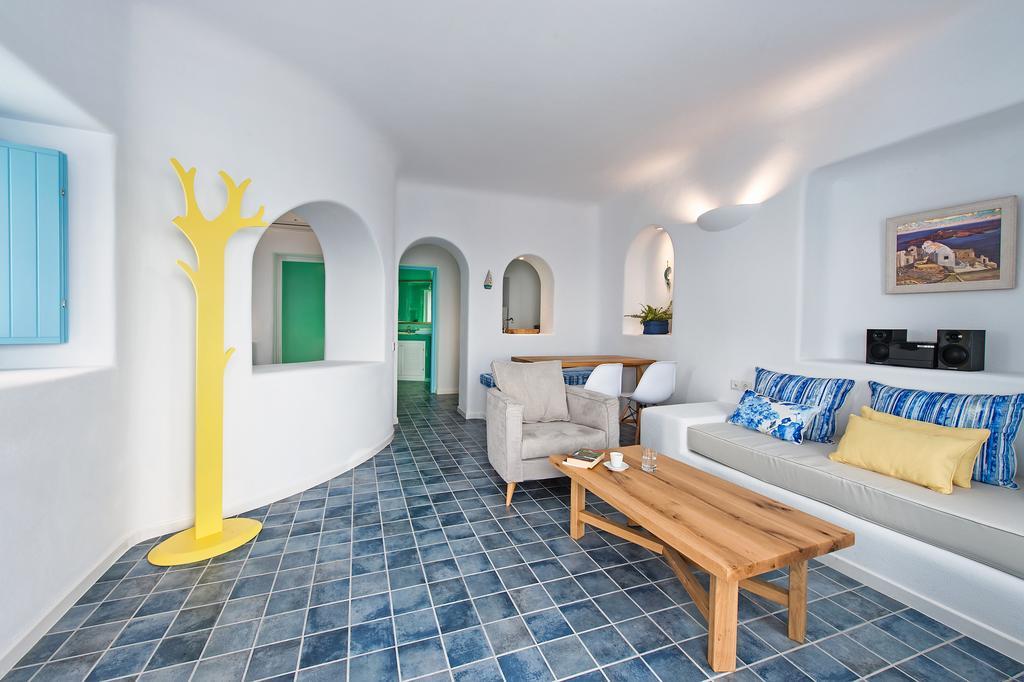 Ananda Suites 이메로비글리 객실 사진